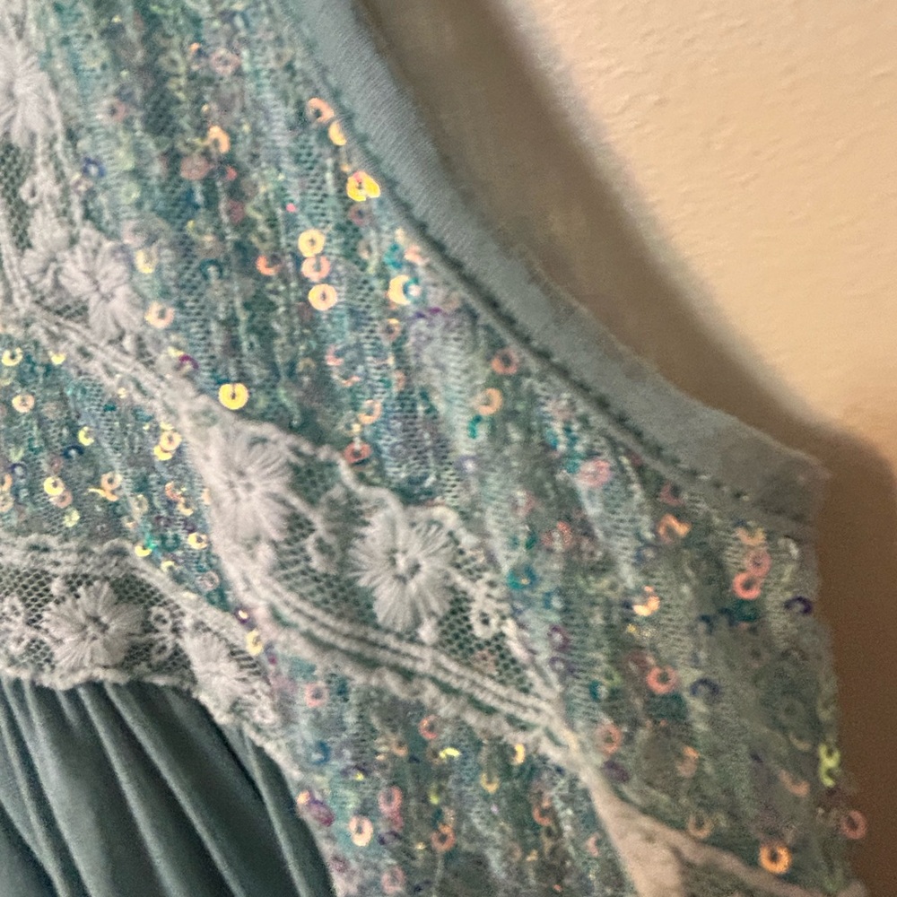 POL Teal Sequin Lace Tank Top - Picture 14 of 16